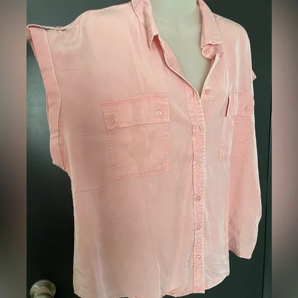 Buffalo David Bitton Soft pink boxy lagenlook button top with chest pockets - Picture 4 of 7
